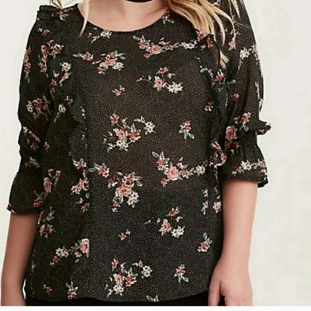 Torrid Black Floral Dot Print Smocked Bell Sleeve Top Size 0/12